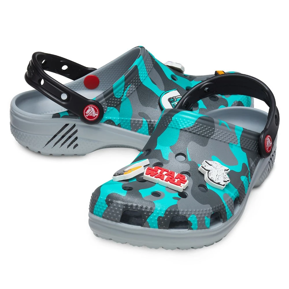 Disney Adult Crocs - Star Wars The Mandalorian - Camouflage